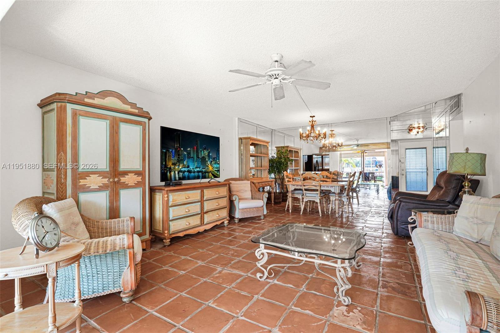 MEADOWBROOK LAKES CONDO - Residential