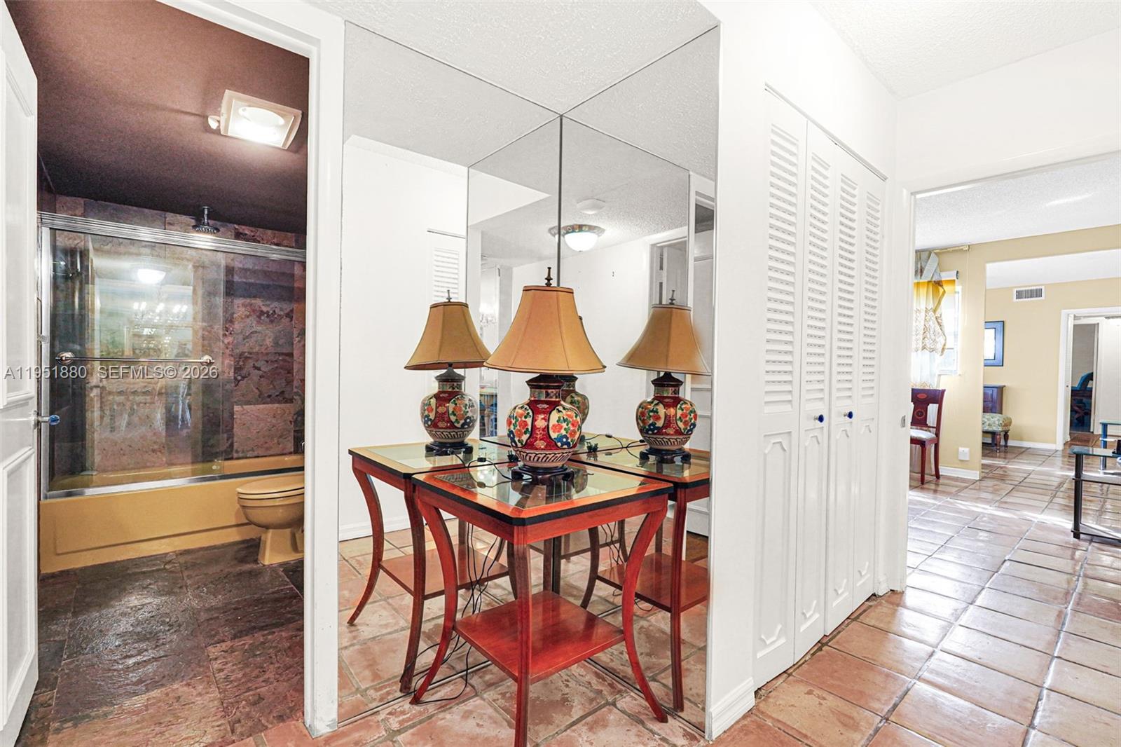 MEADOWBROOK LAKES CONDO - Residential