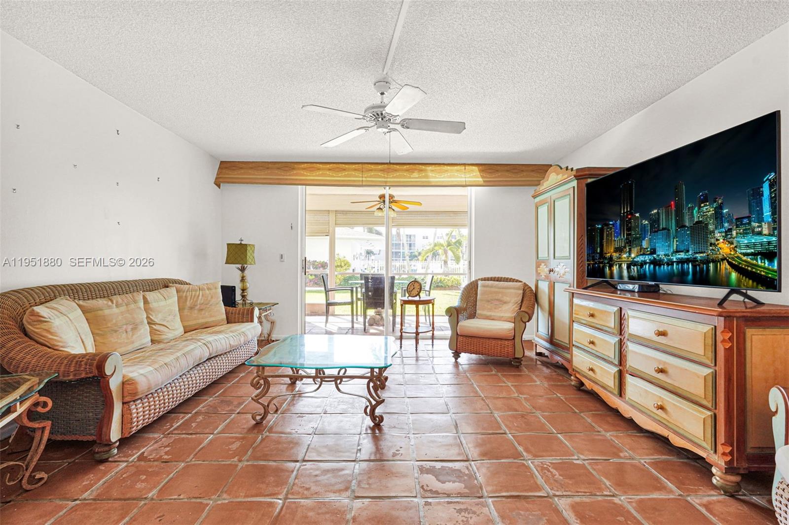 MEADOWBROOK LAKES CONDO - Residential