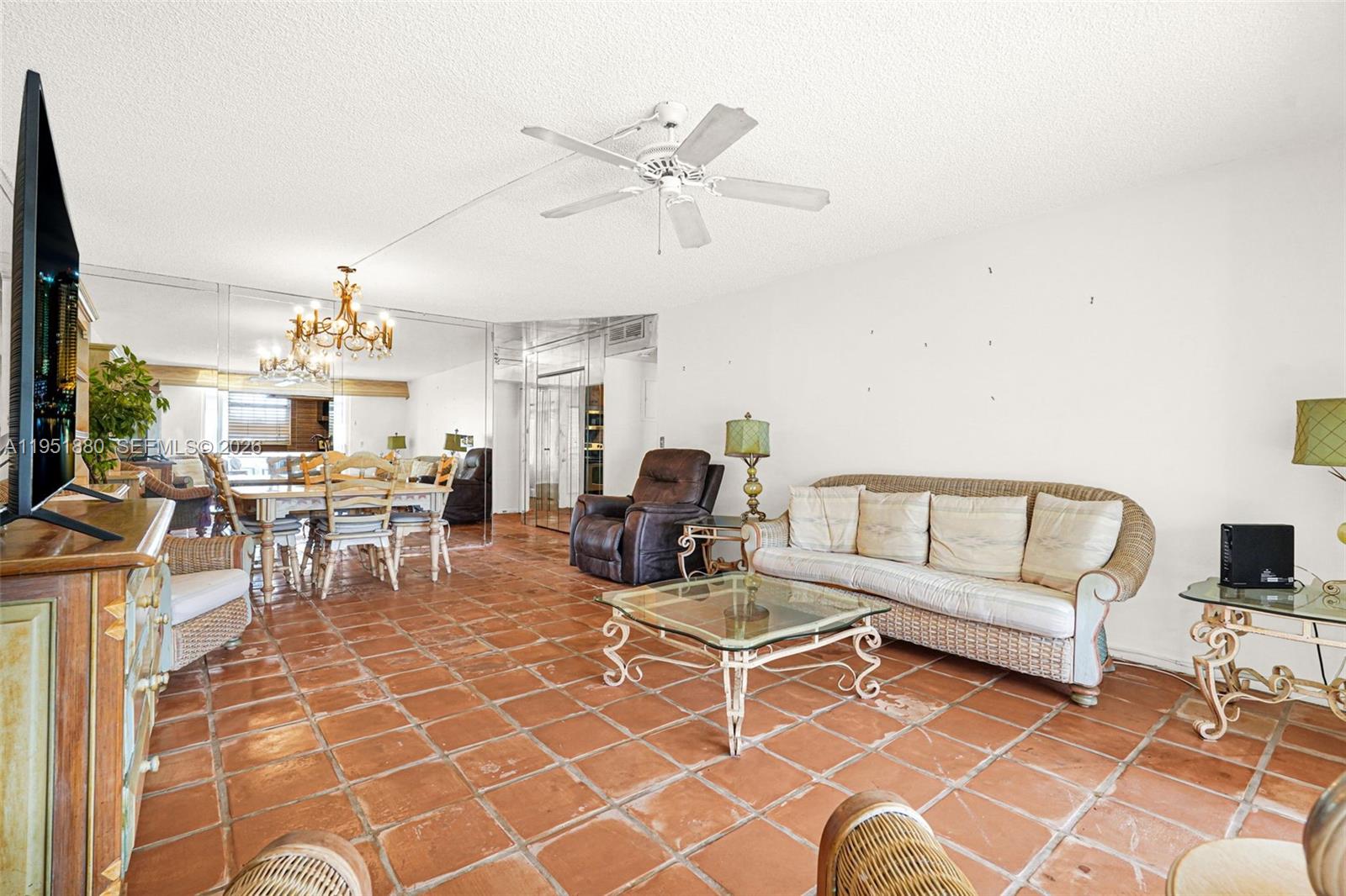 MEADOWBROOK LAKES CONDO - Residential