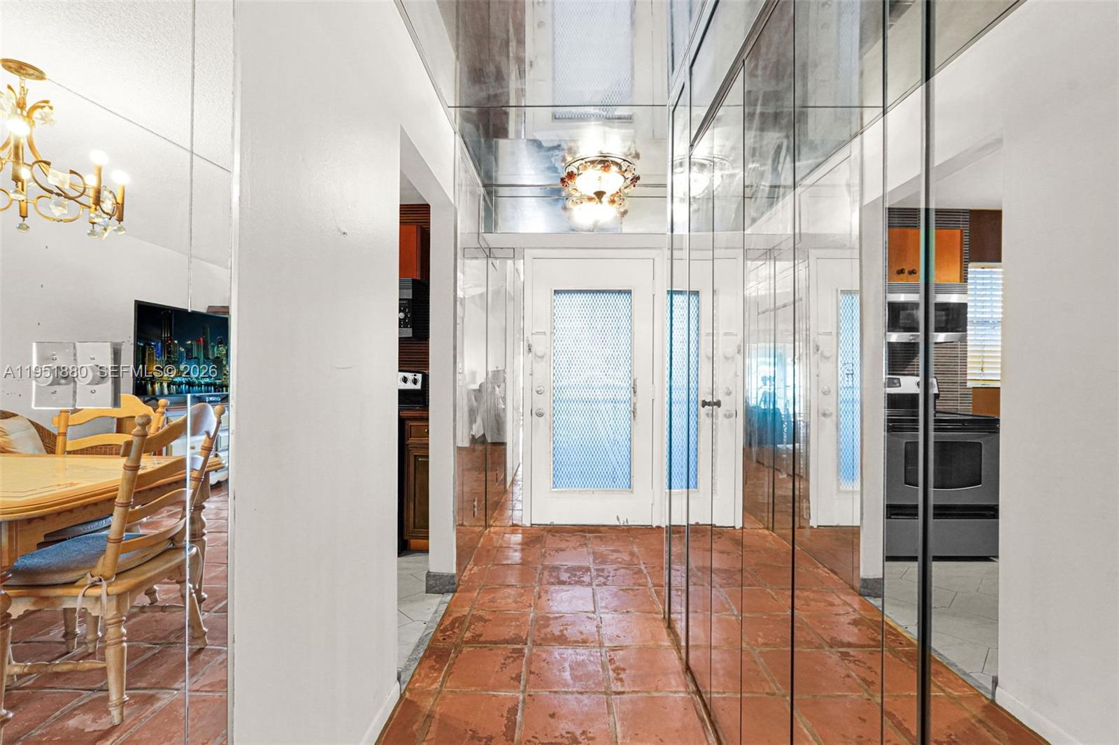 MEADOWBROOK LAKES CONDO - Residential