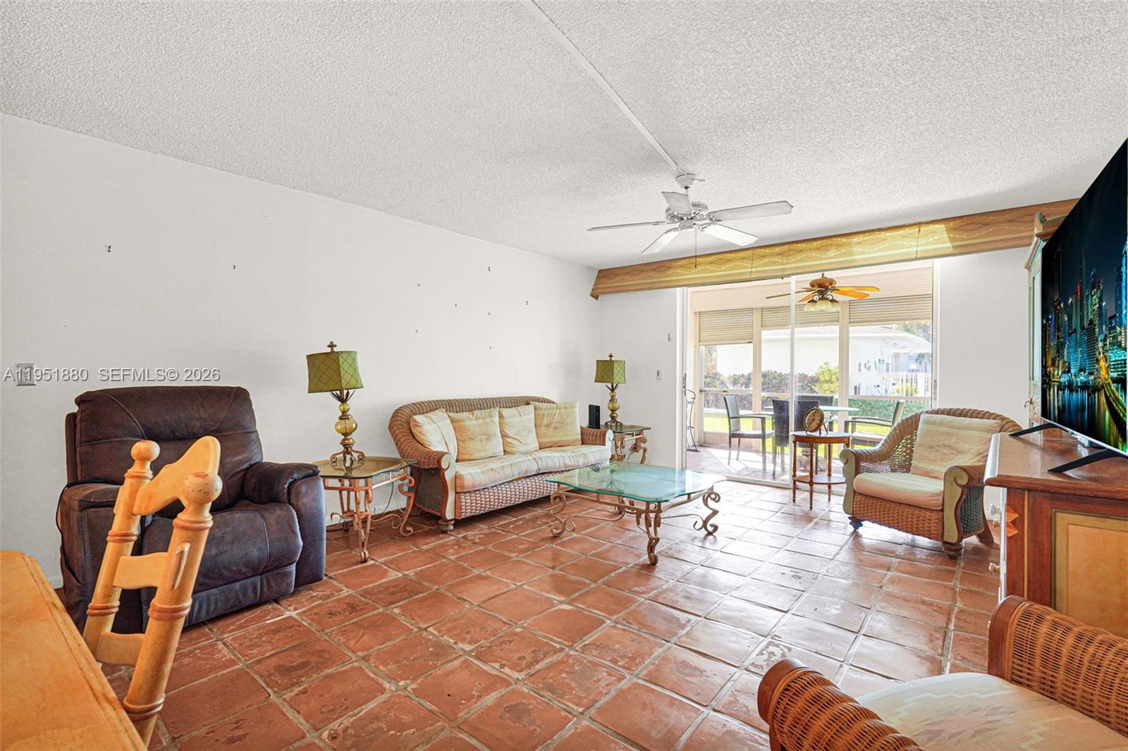 MEADOWBROOK LAKES CONDO - Residential