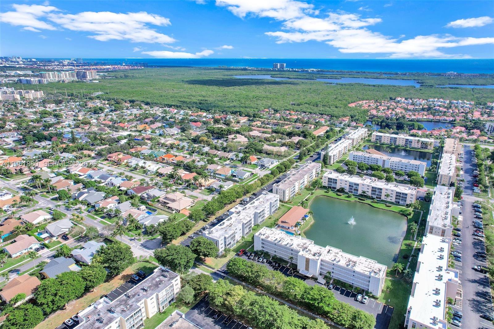 MEADOWBROOK LAKES CONDO - Residential