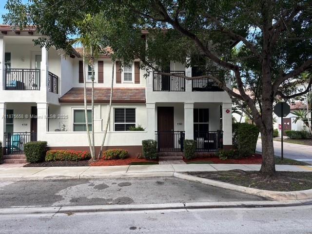 Paloma Lakes - Residential