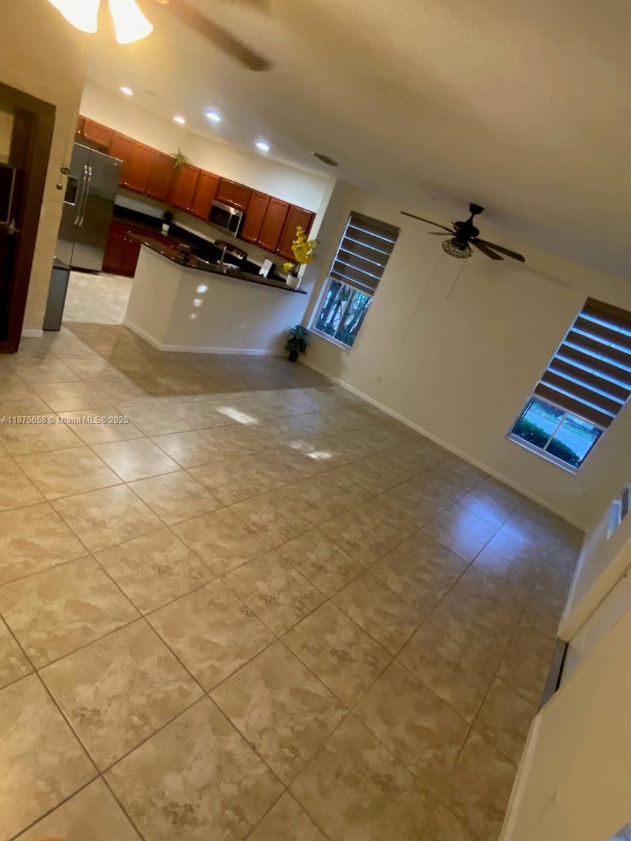 Paloma Lakes - Residential