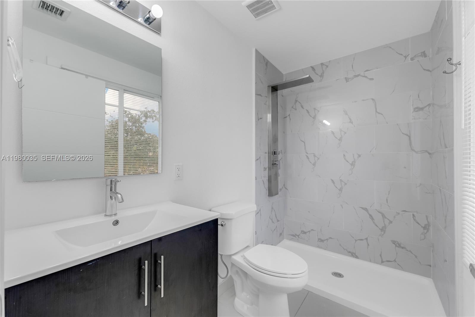 PARADISE GARDENS - Residential