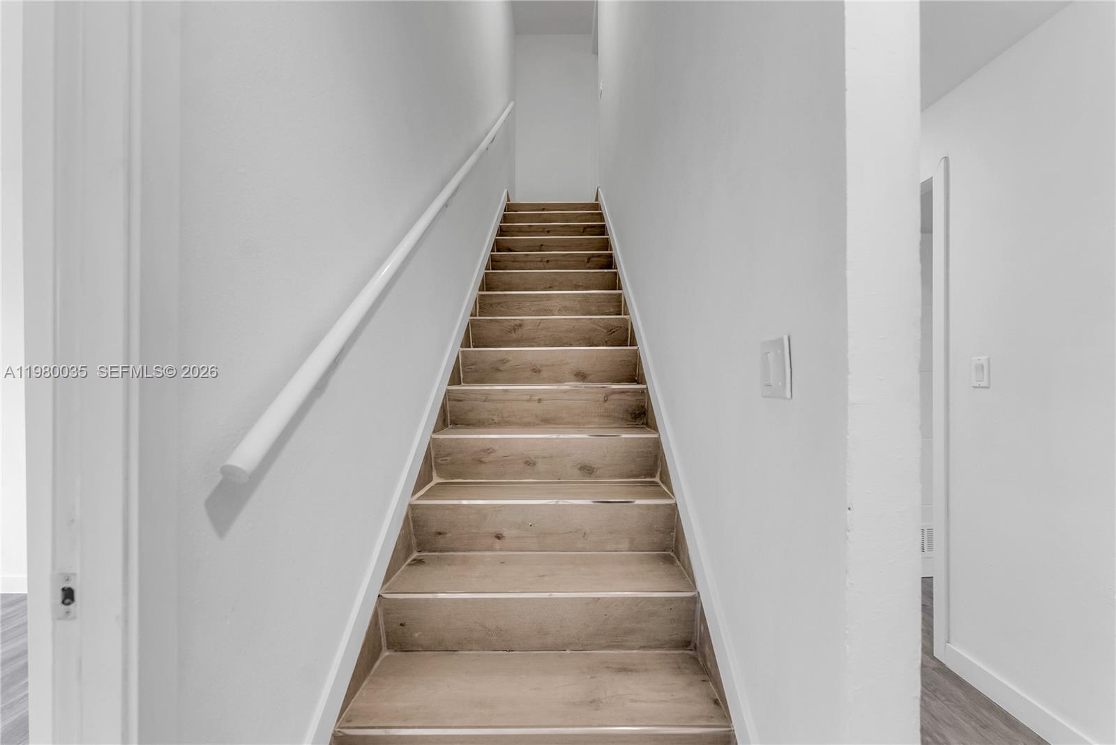 PARADISE GARDENS - Residential