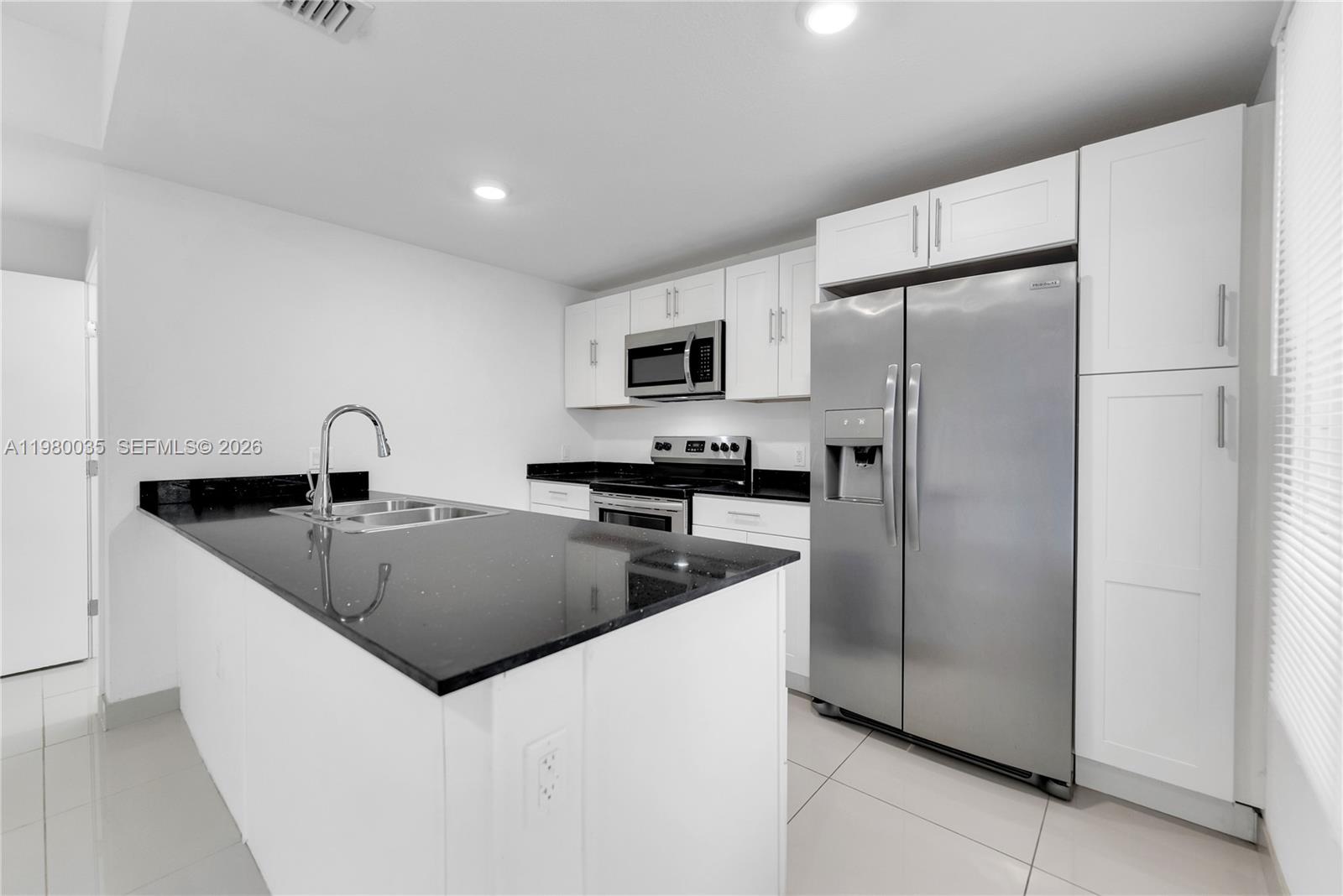 PARADISE GARDENS - Residential