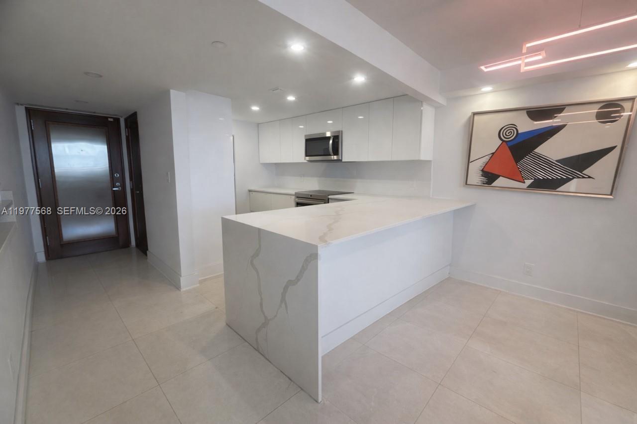 VENETIA CONDO - Residential