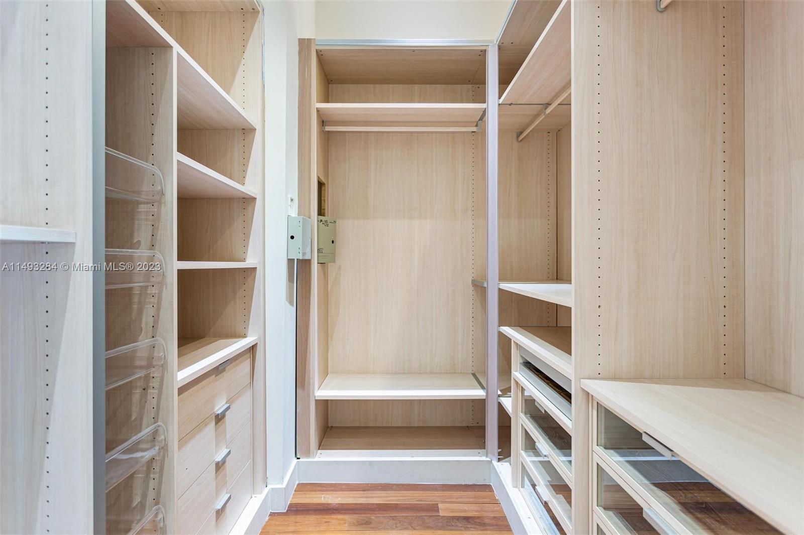 KILLIAN ACRES - Residential