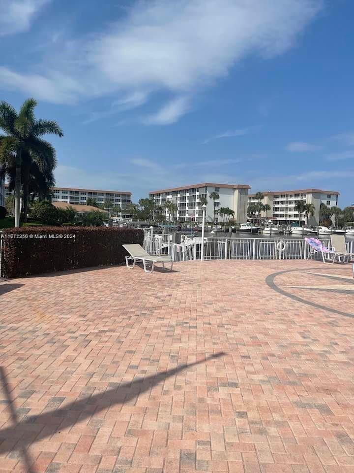 TROPIC BAY CONDO - Residential Lease