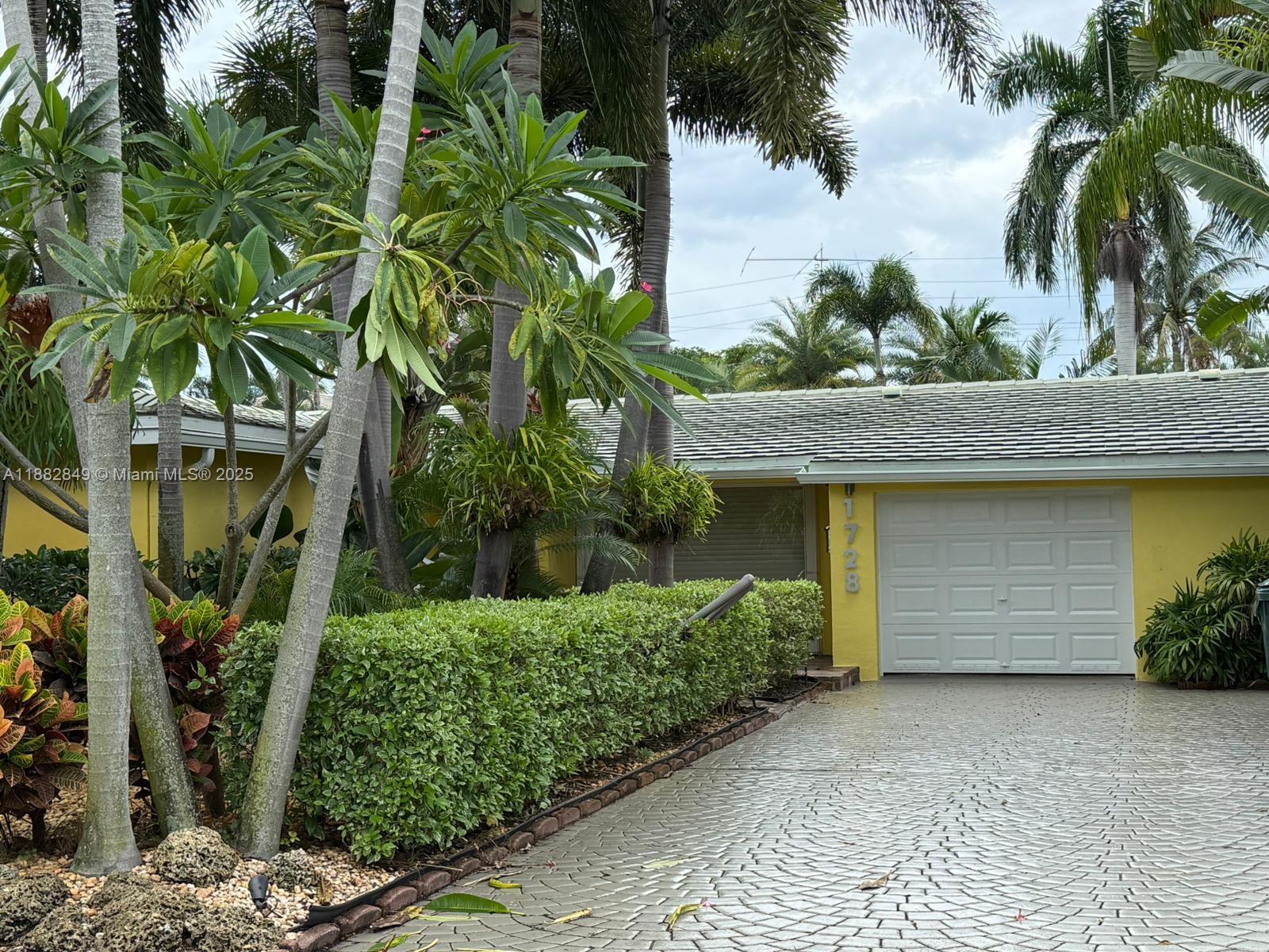OAKLAND PARK 2ND ADD-RESU - Residential Lease