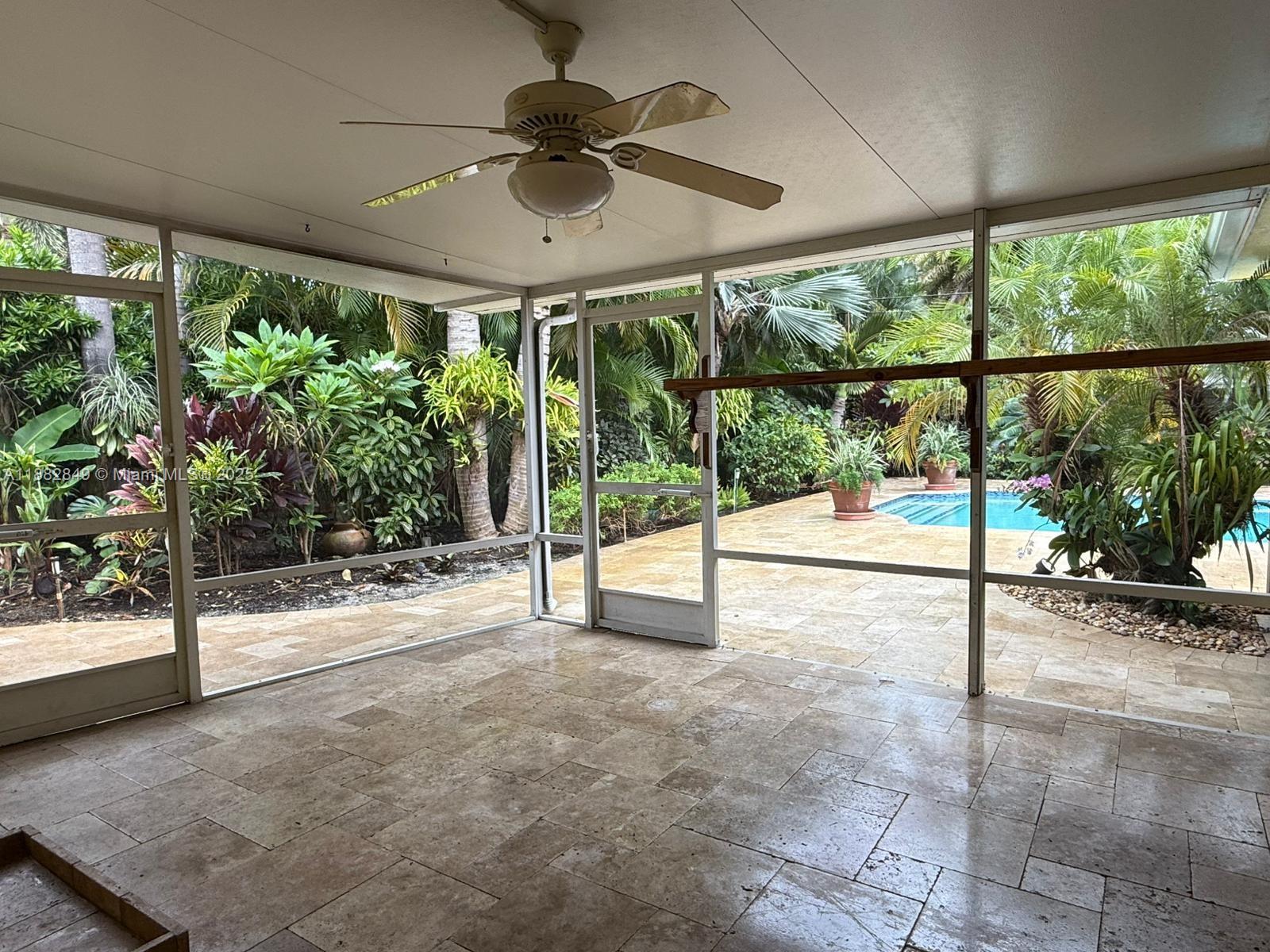 OAKLAND PARK 2ND ADD-RESU - Residential Lease