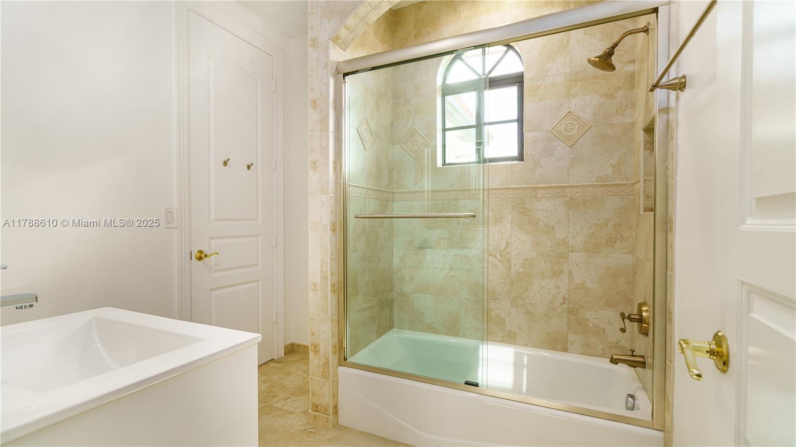 BROOKSIDE ESTATES - Residential