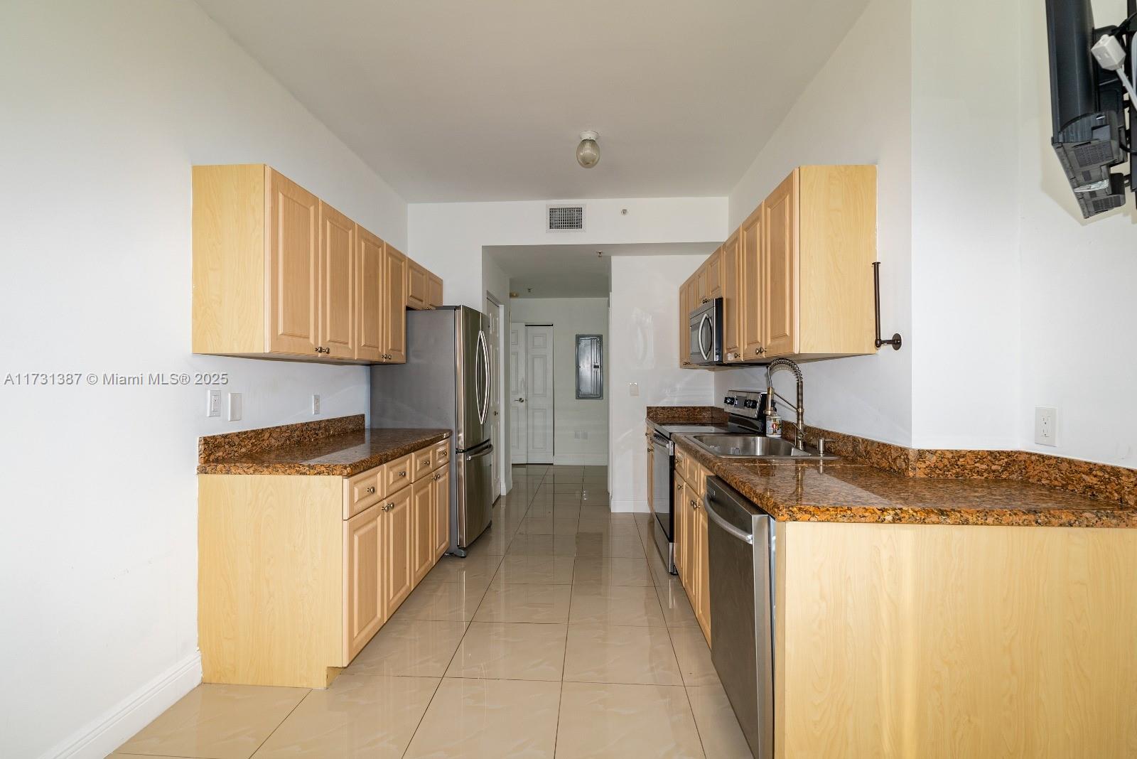 MIAMI FOREST VILLAS CONDO - Residential