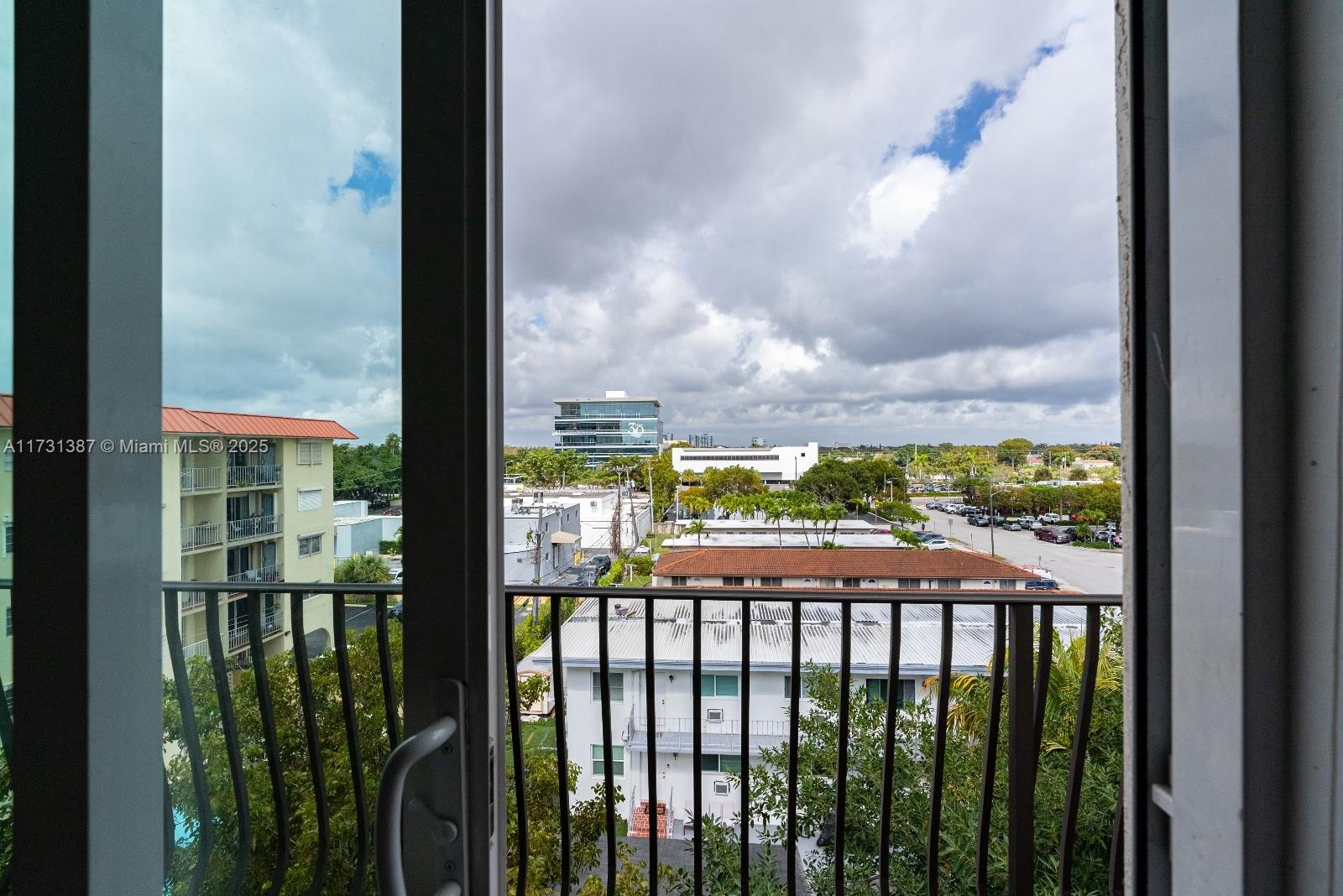MIAMI FOREST VILLAS CONDO - Residential