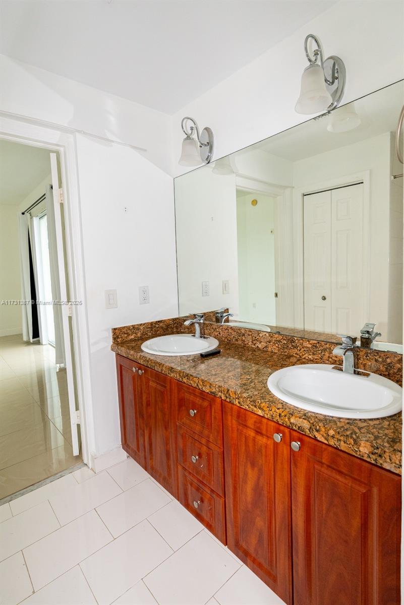 MIAMI FOREST VILLAS CONDO - Residential