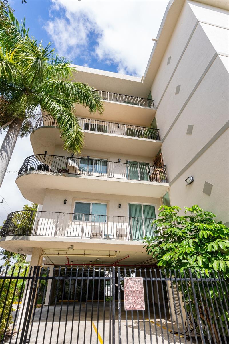 MIAMI FOREST VILLAS CONDO - Residential