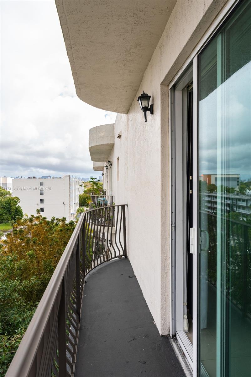 MIAMI FOREST VILLAS CONDO - Residential