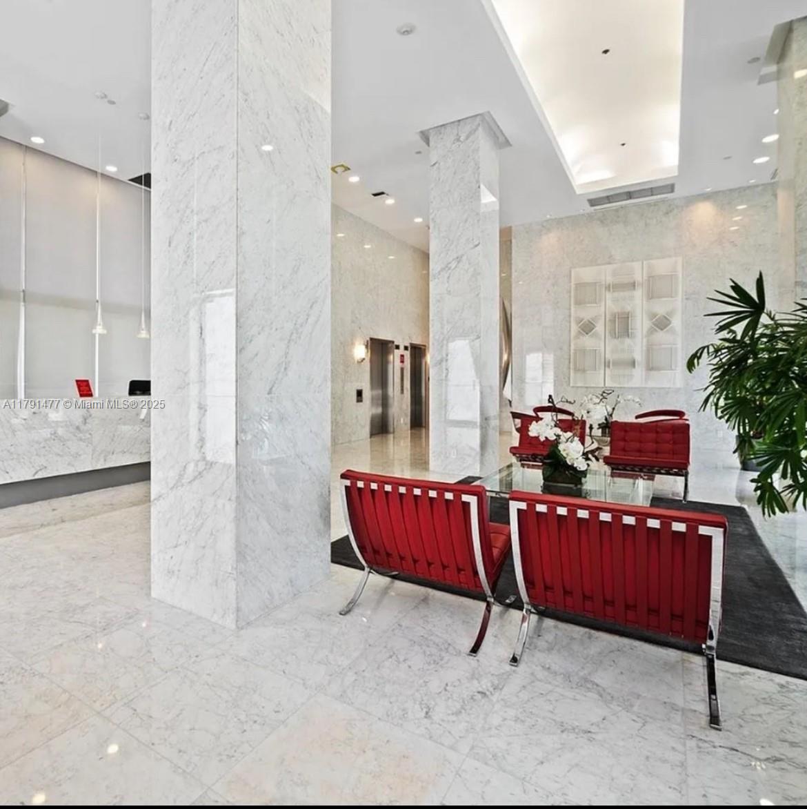1627 Brickell Ave 2005