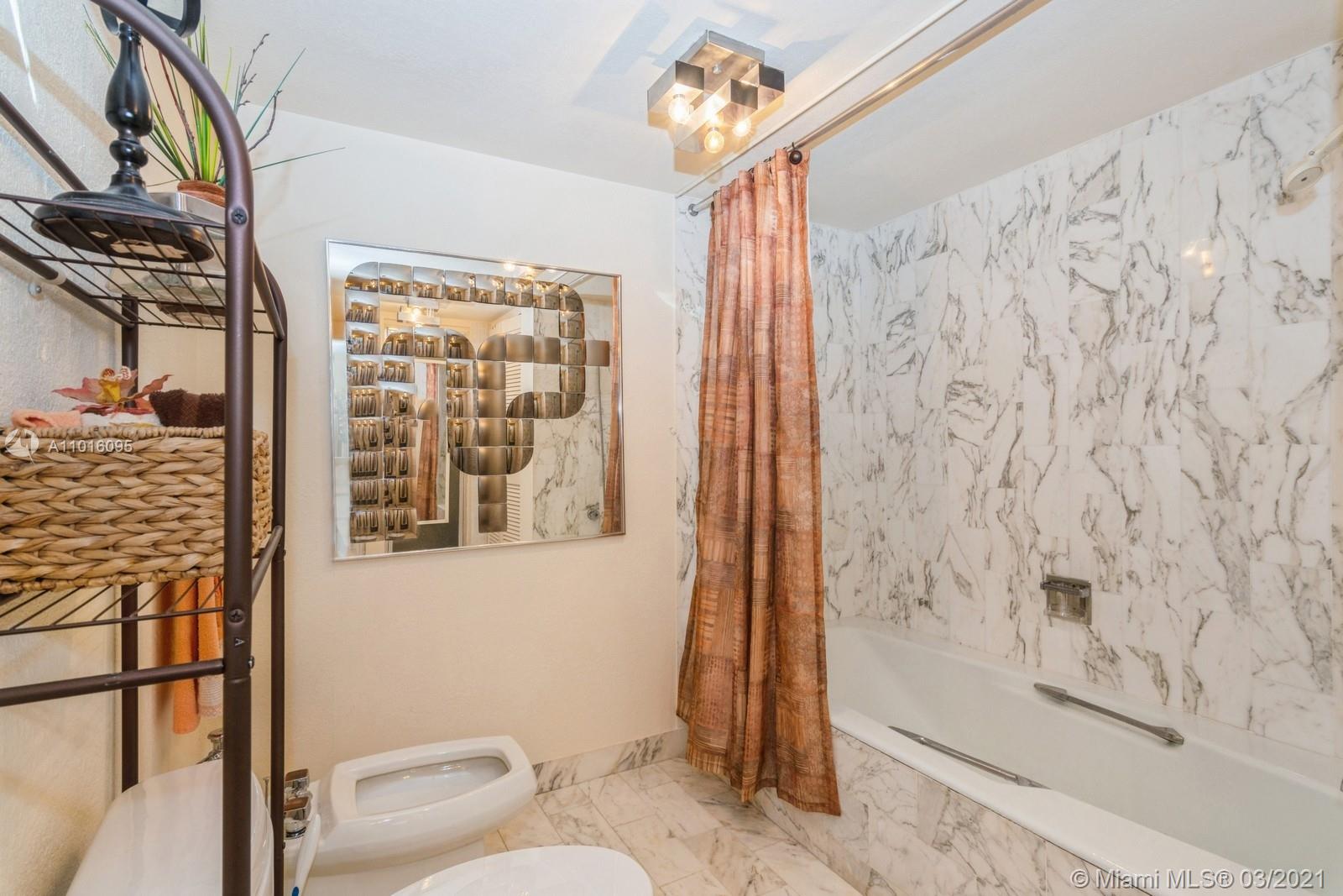 MAR DEL PLATA CONDO - Residential