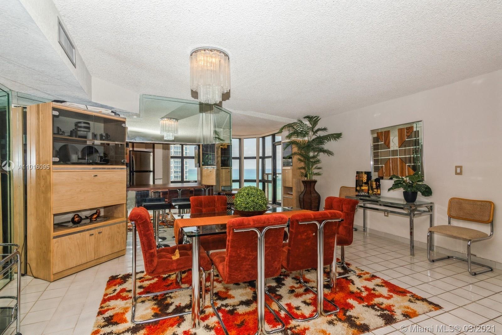 MAR DEL PLATA CONDO - Residential