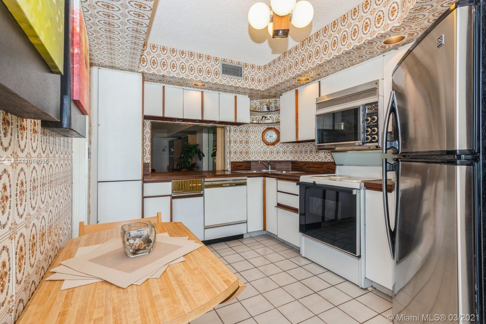 MAR DEL PLATA CONDO - Residential