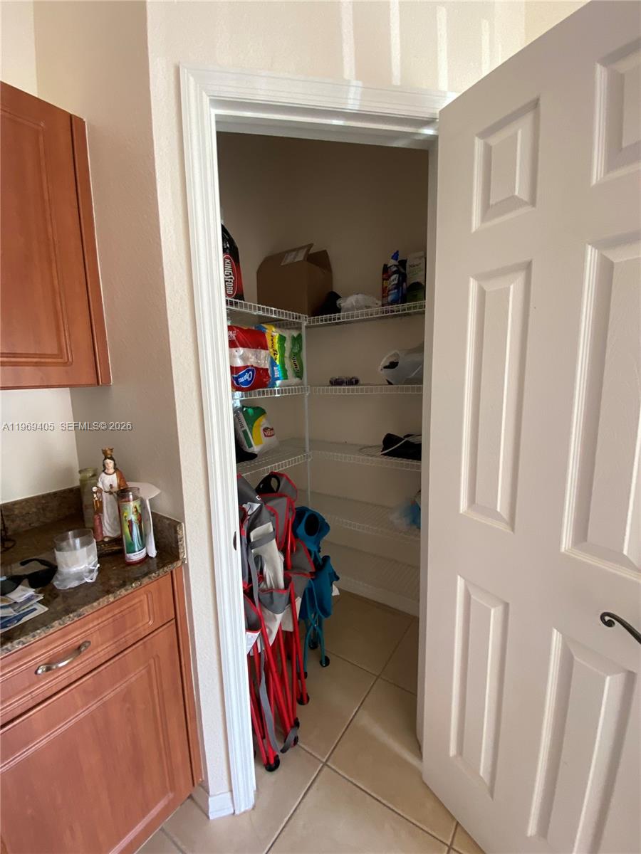 TOWNGATE NORTH - Residential Lease