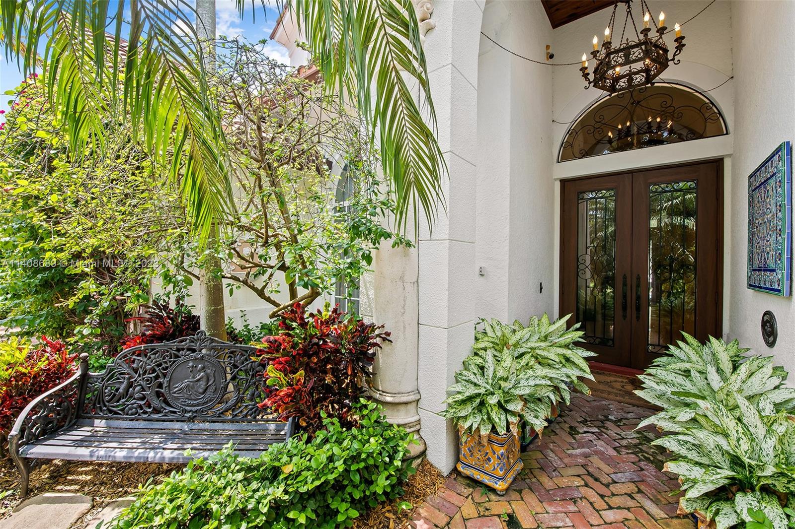 RIDGE HARBOUR ESTATES - Residential