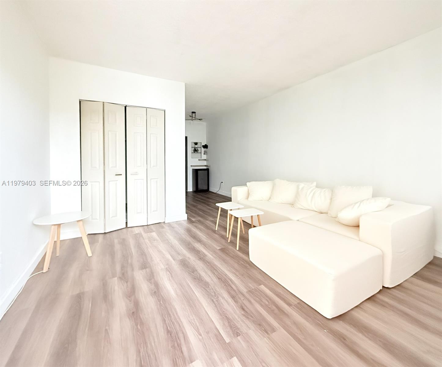 THE WILLIAM LEE CONDO - Residential