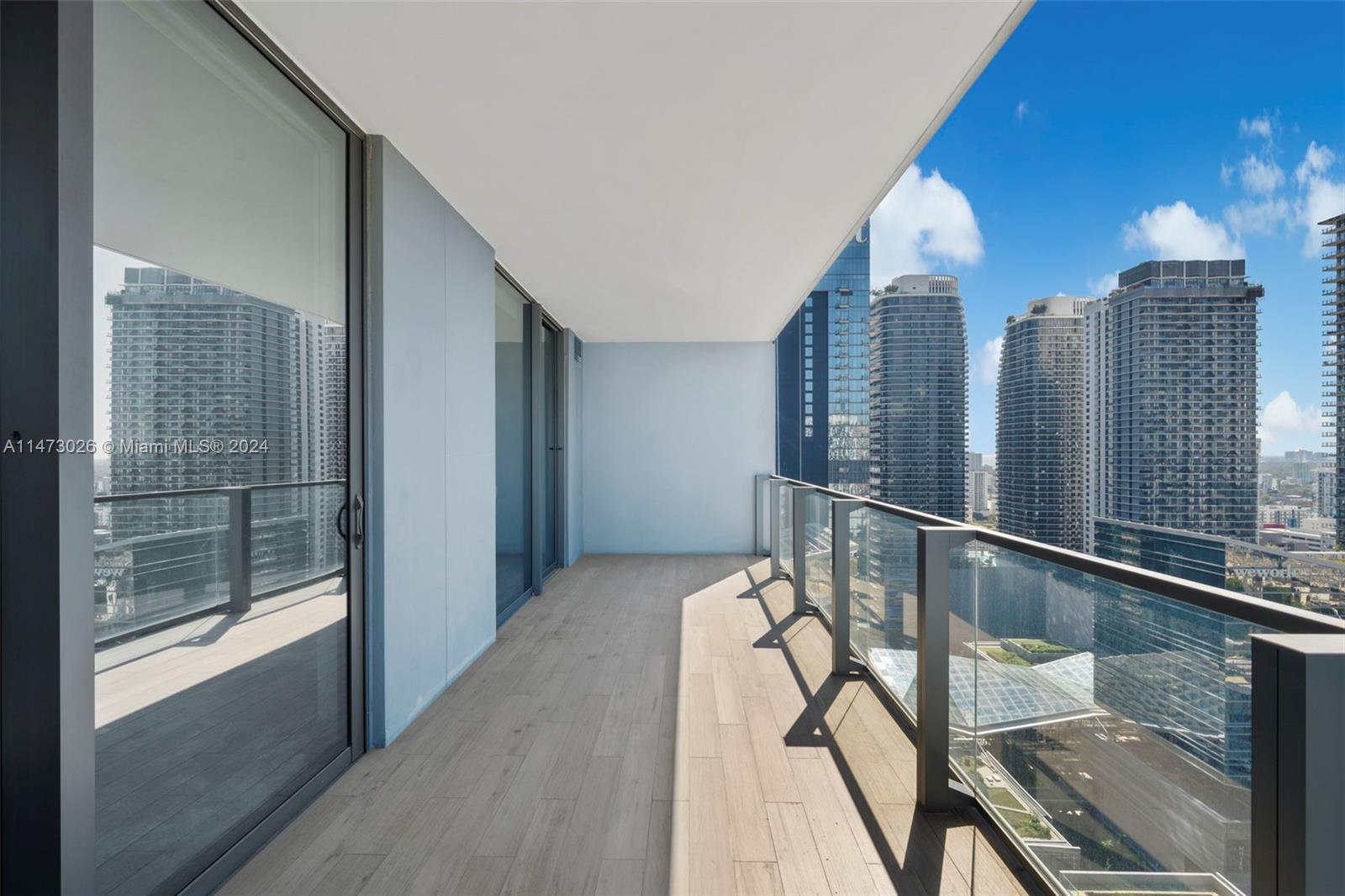 REACH CONDO - Residential