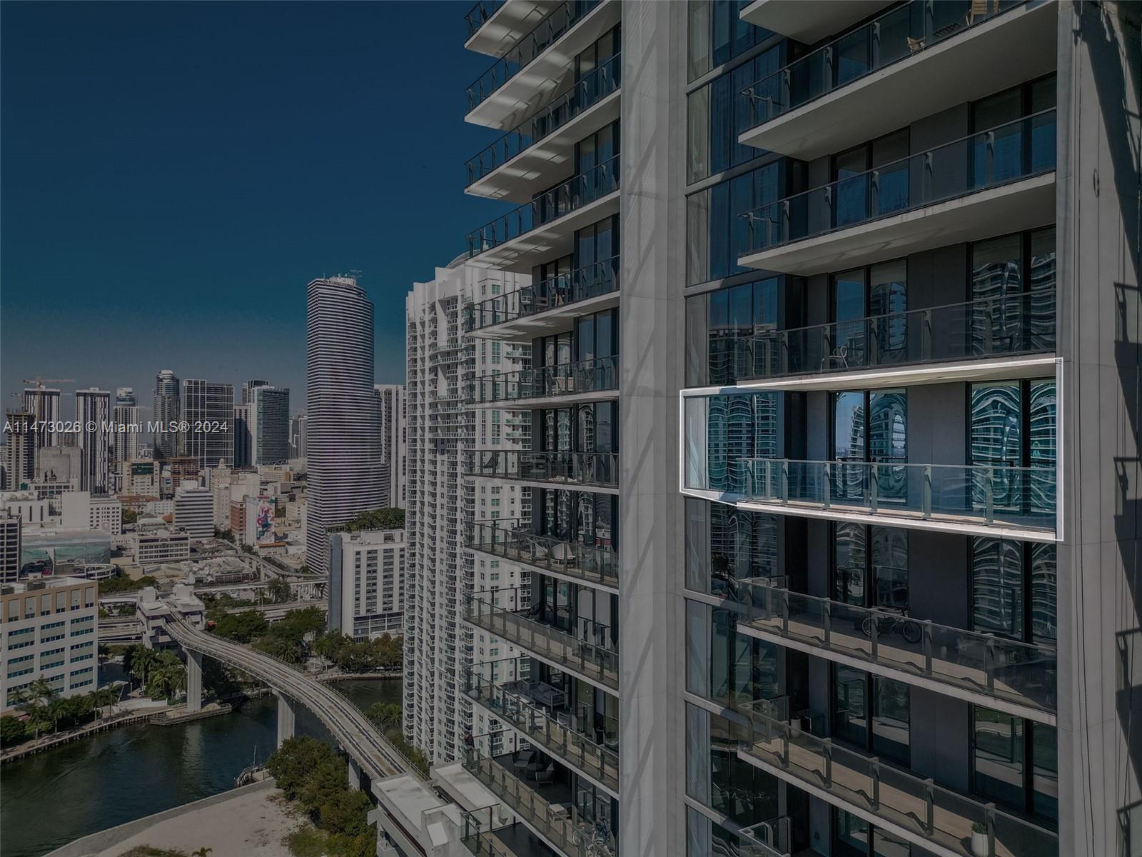REACH CONDO - Residential