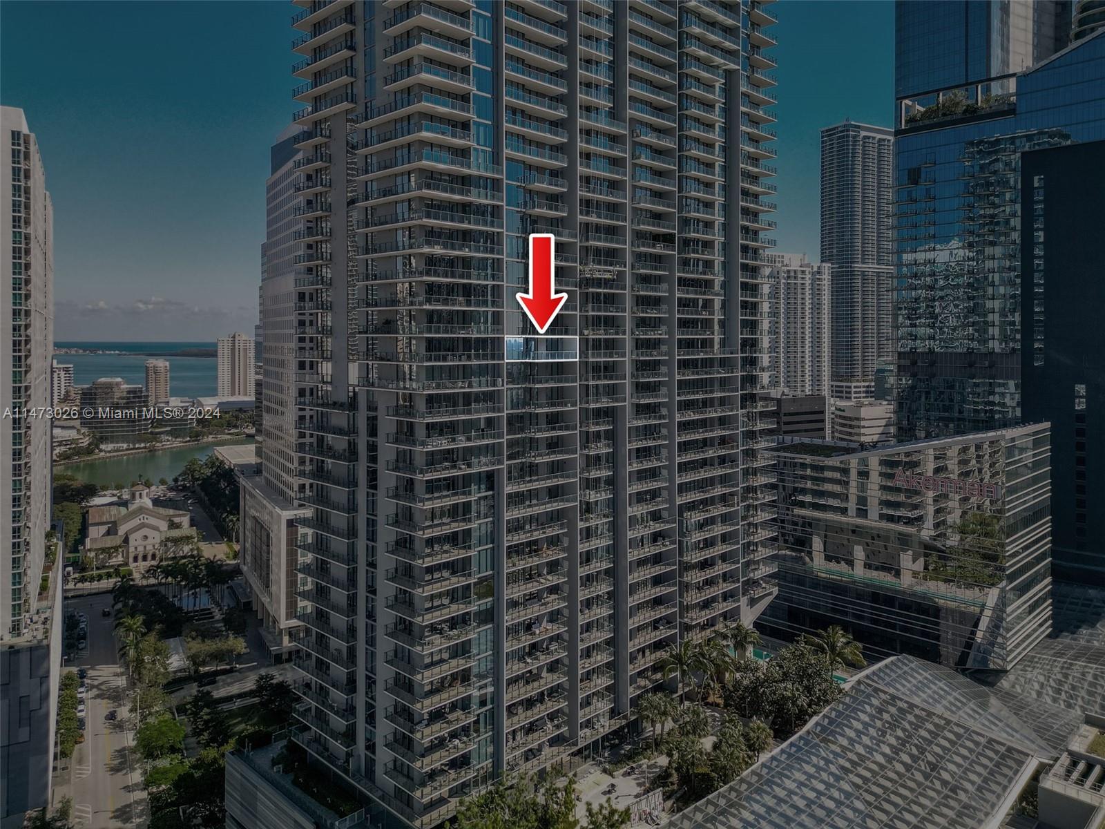 REACH CONDO - Residential