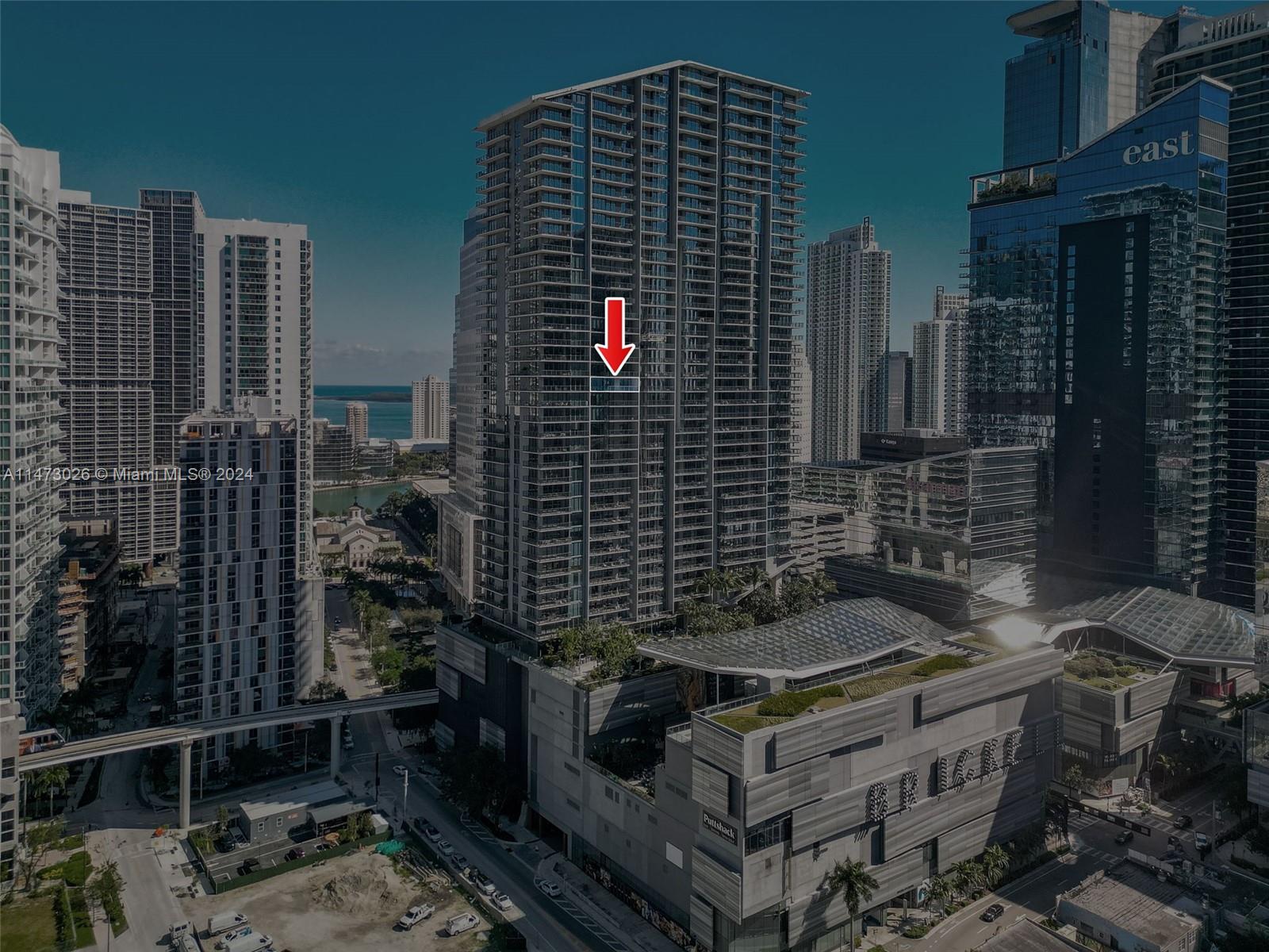 REACH CONDO - Residential