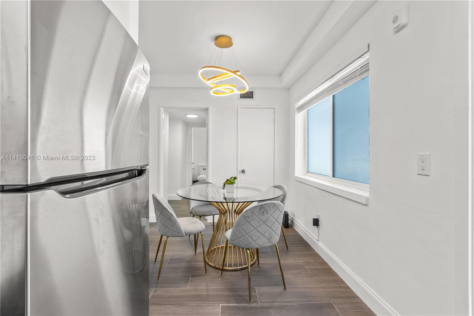 1600 Bay Road - Residential Income