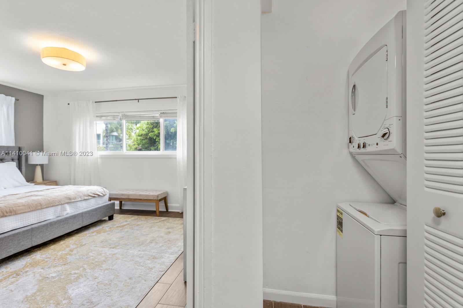 1600 Bay Road - Residential Income