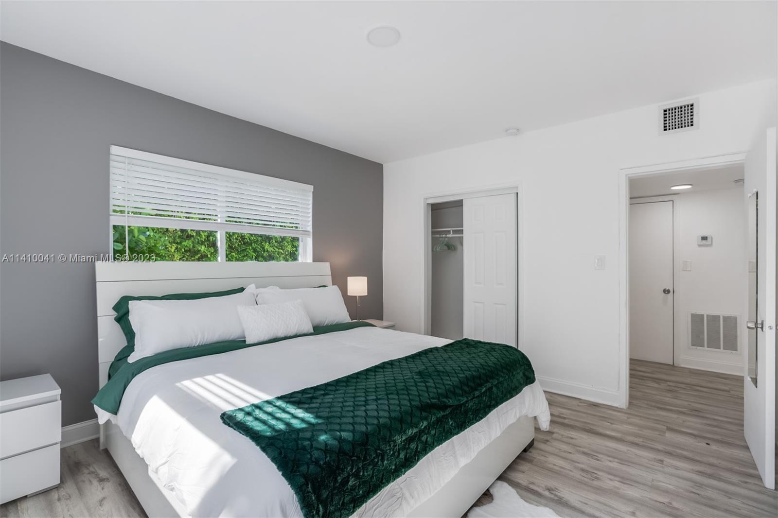 1600 Bay Road - Residential Income