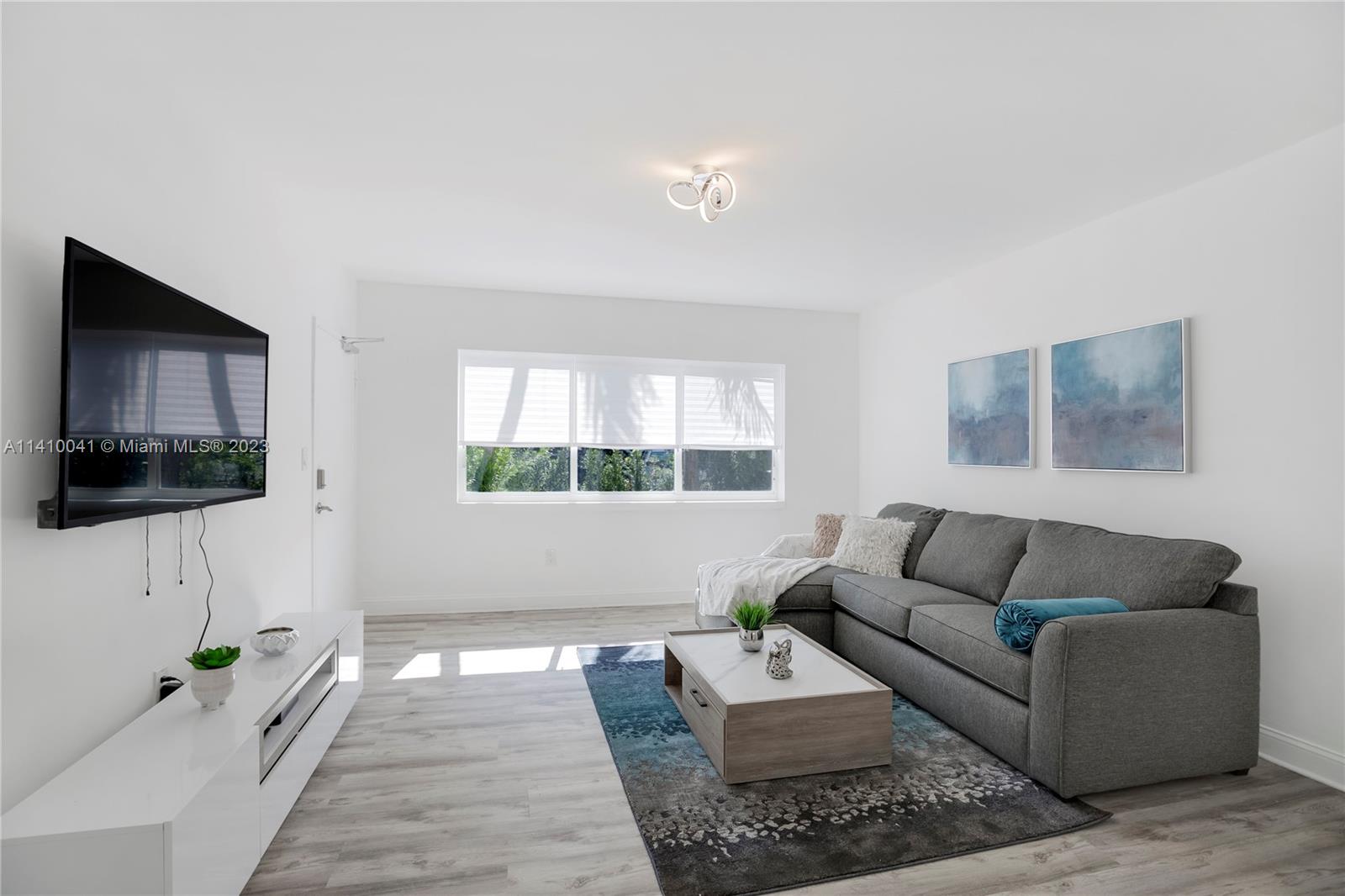 1600 Bay Road - Residential Income