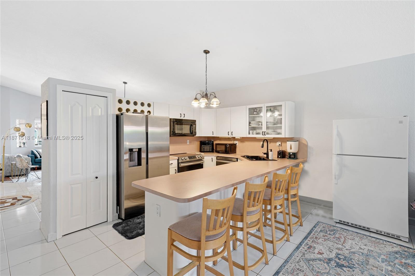 AVALON ESTATES - Residential