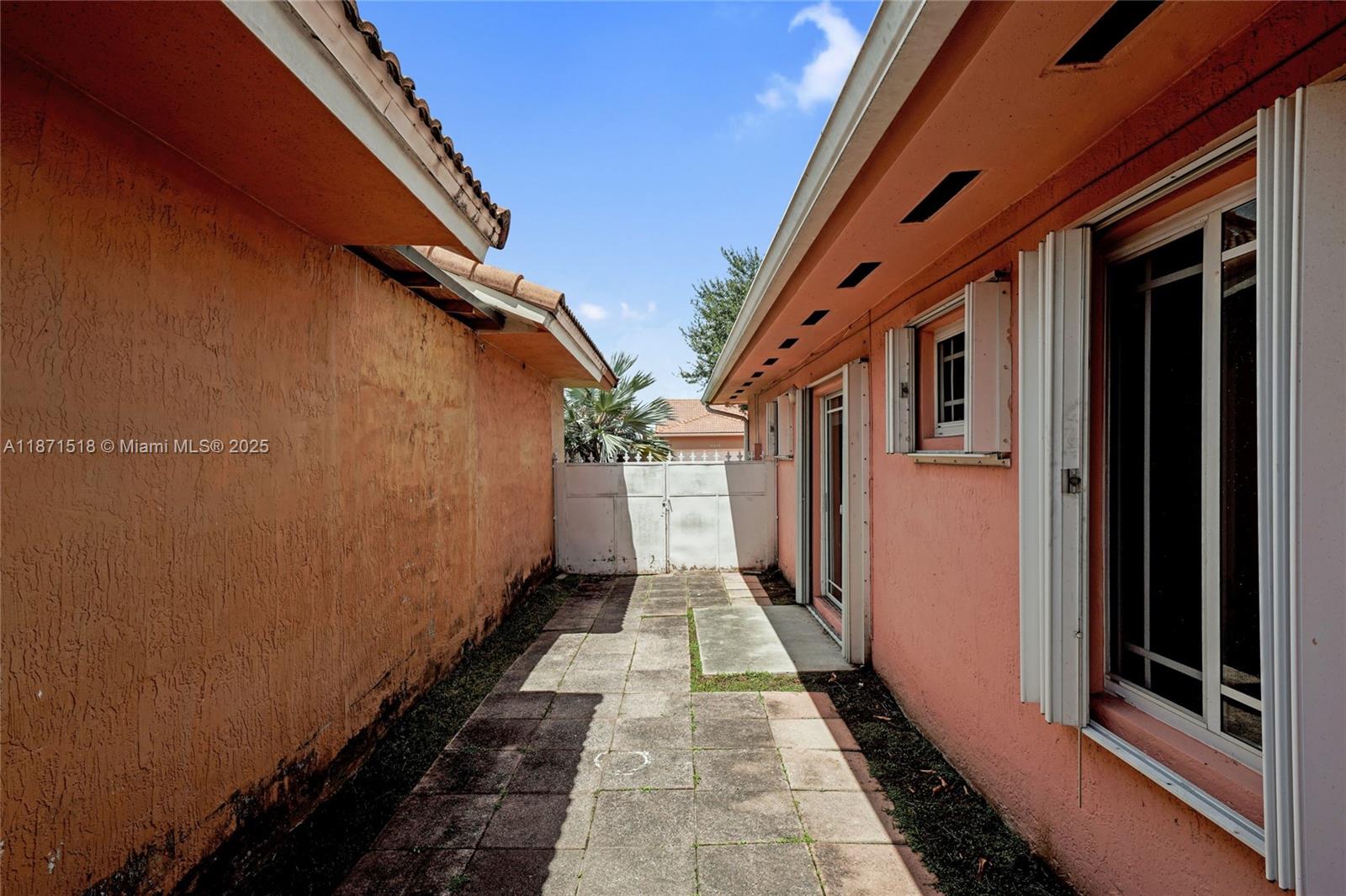 AVALON ESTATES - Residential