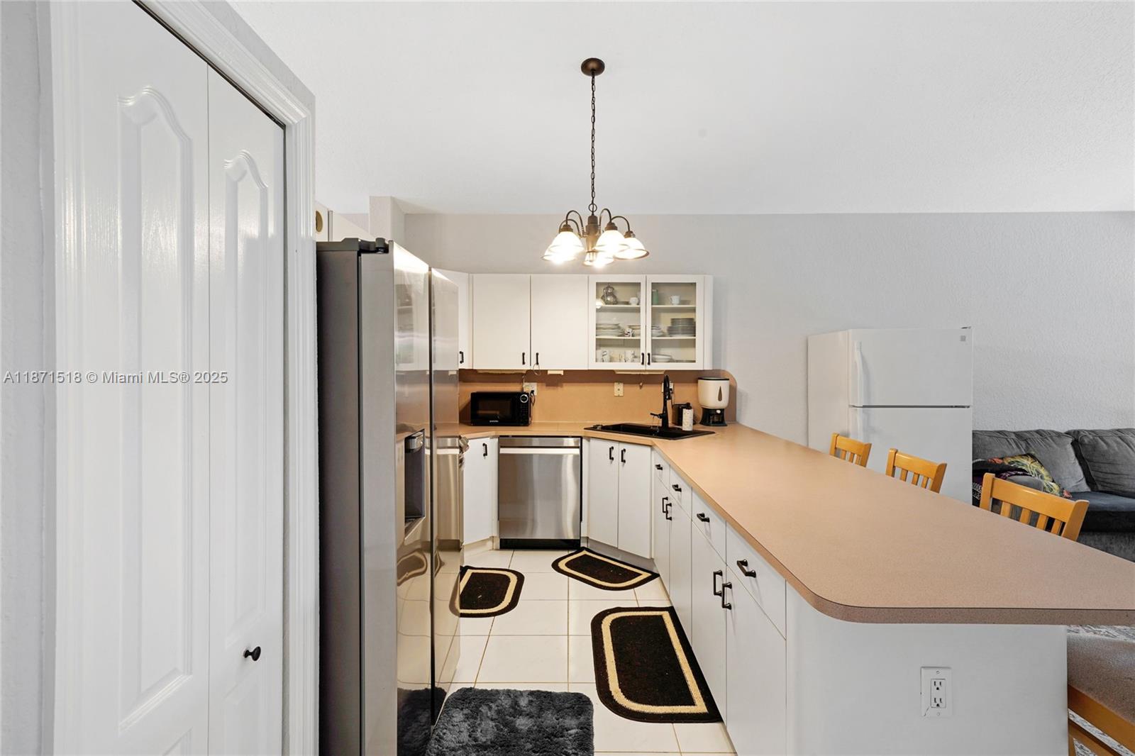 AVALON ESTATES - Residential