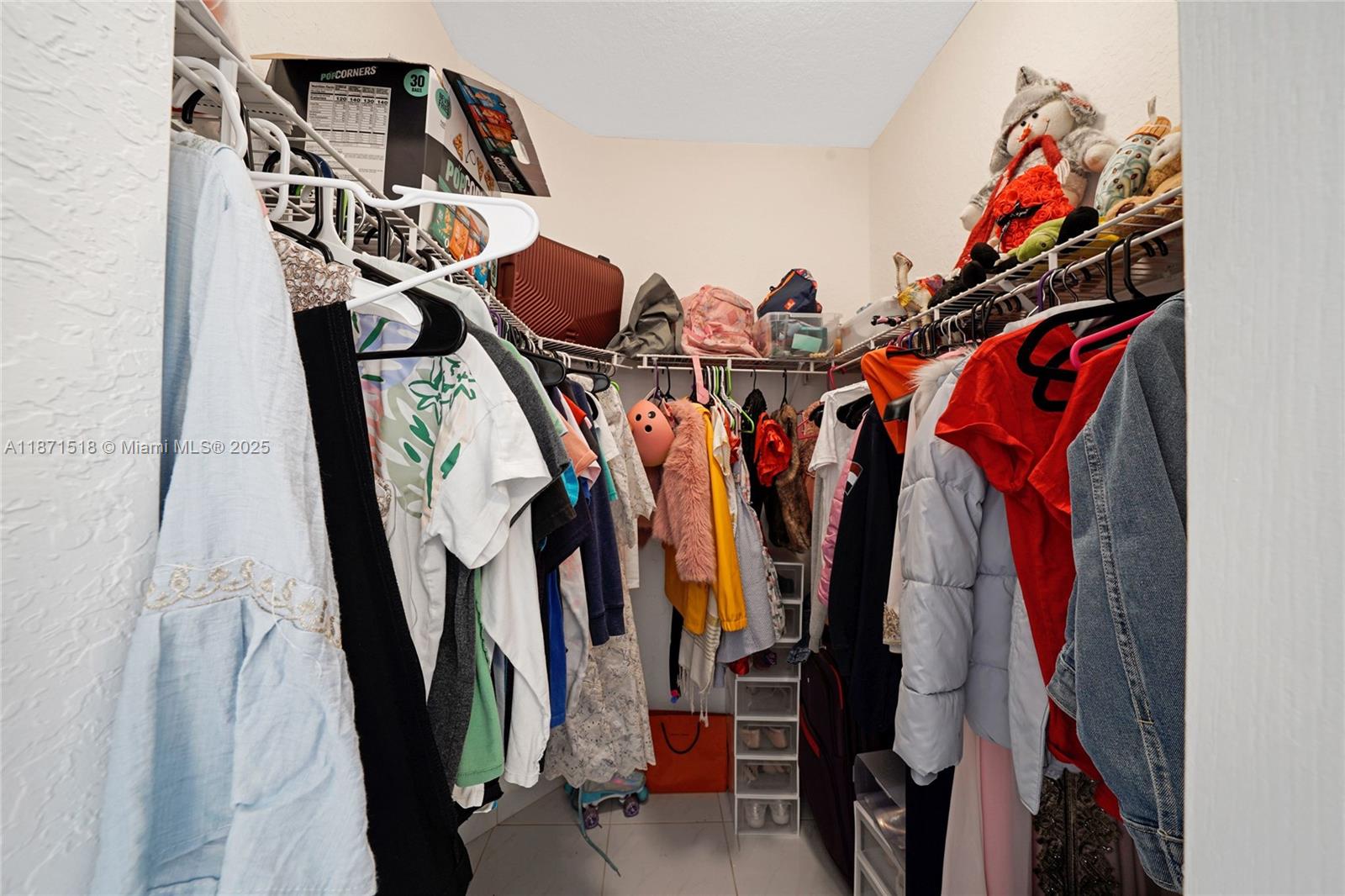 AVALON ESTATES - Residential