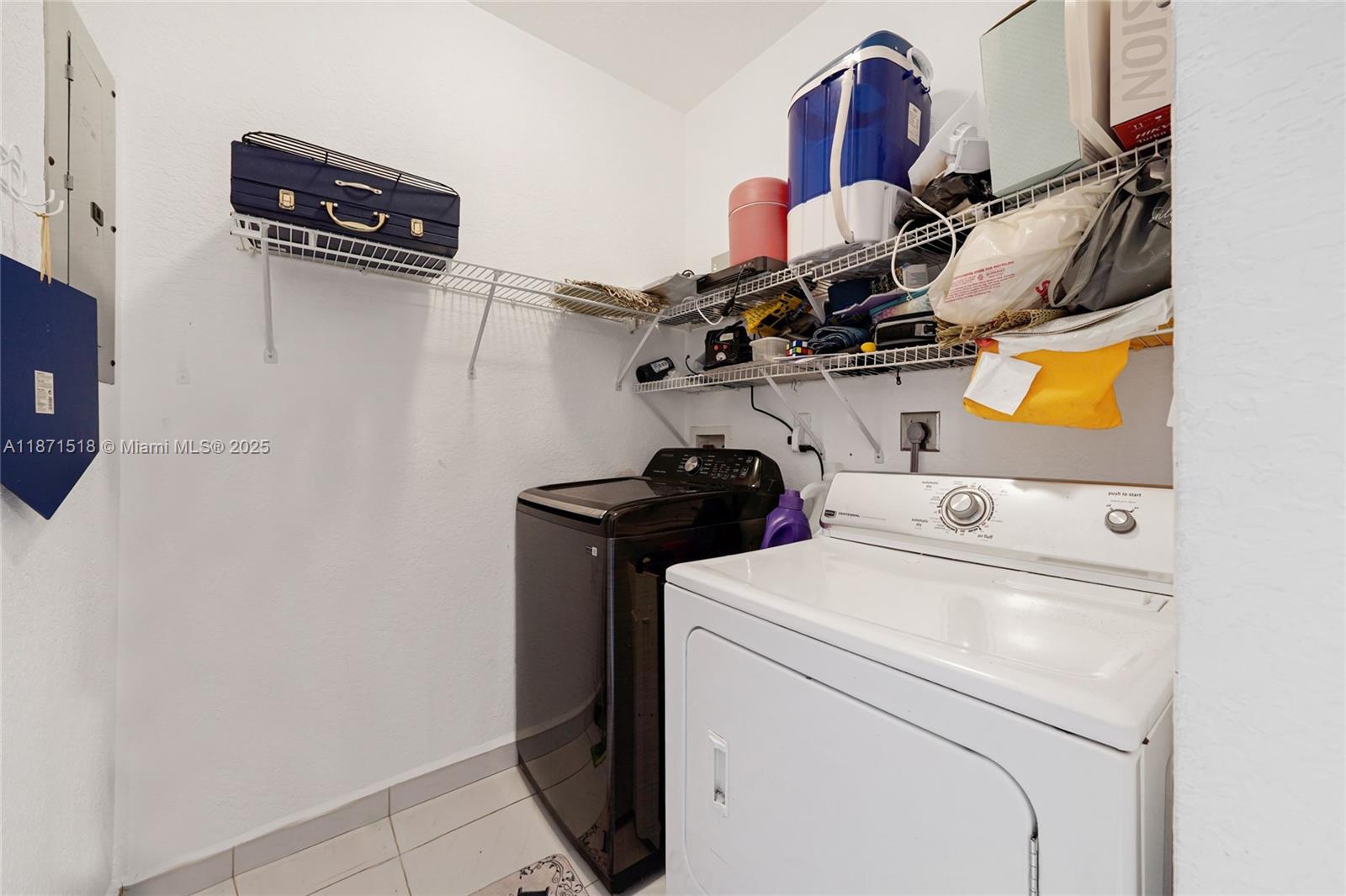 AVALON ESTATES - Residential