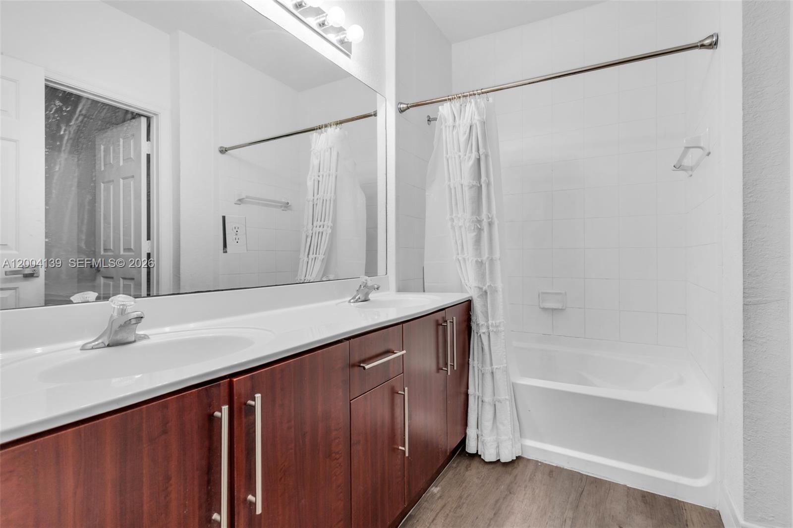 KEYS GARDEN - Residential