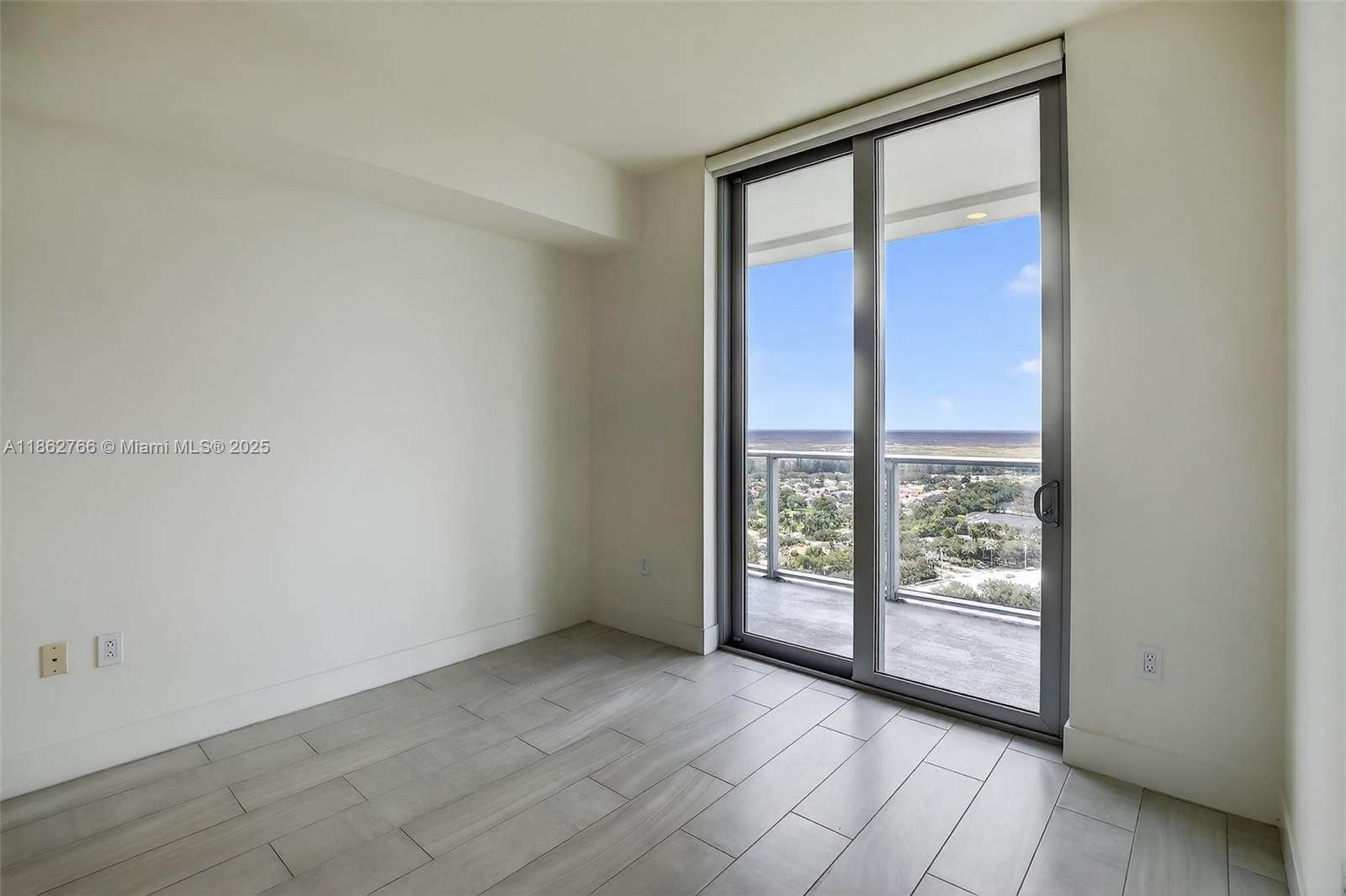 METROPICA NORTH TOWER ONE - Residential Lease