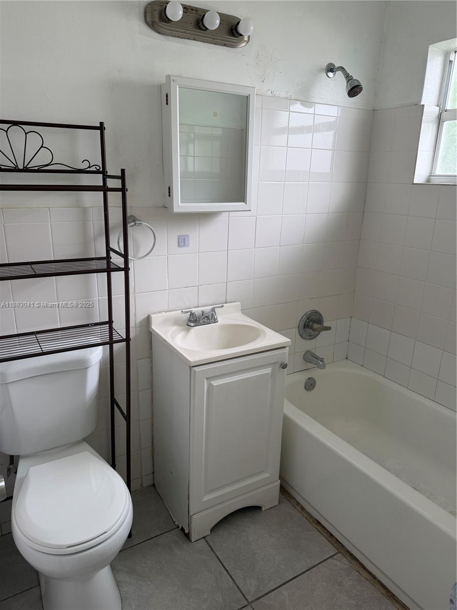 FULFORD HEIGHTS - Residential Lease
