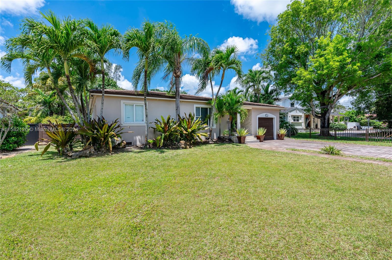 Property for Sale at 515 Hunting Lodge Dr, Miami Springs, Miami-Dade County, Florida - Bedrooms: 5 
Bathrooms: 4  - $1,500,000