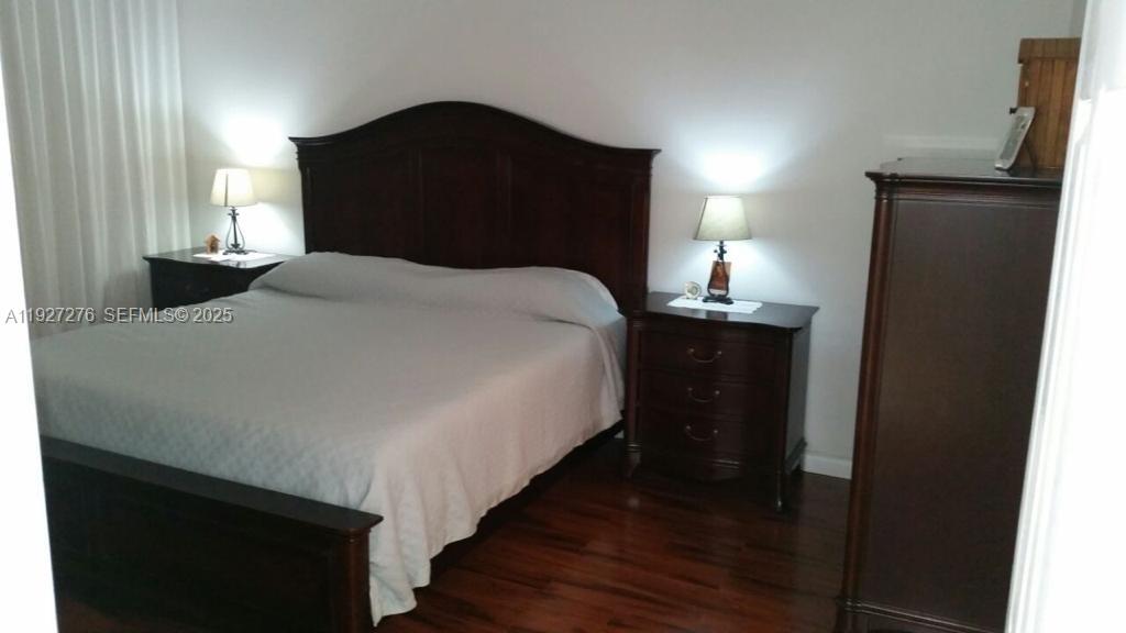 DORAL CHASE - Residential Lease