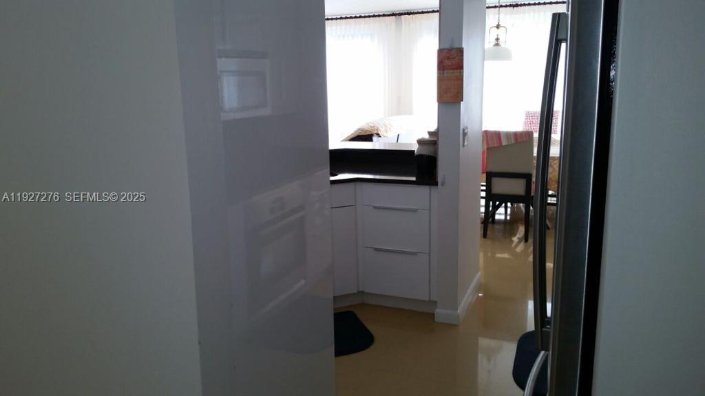 DORAL CHASE - Residential Lease