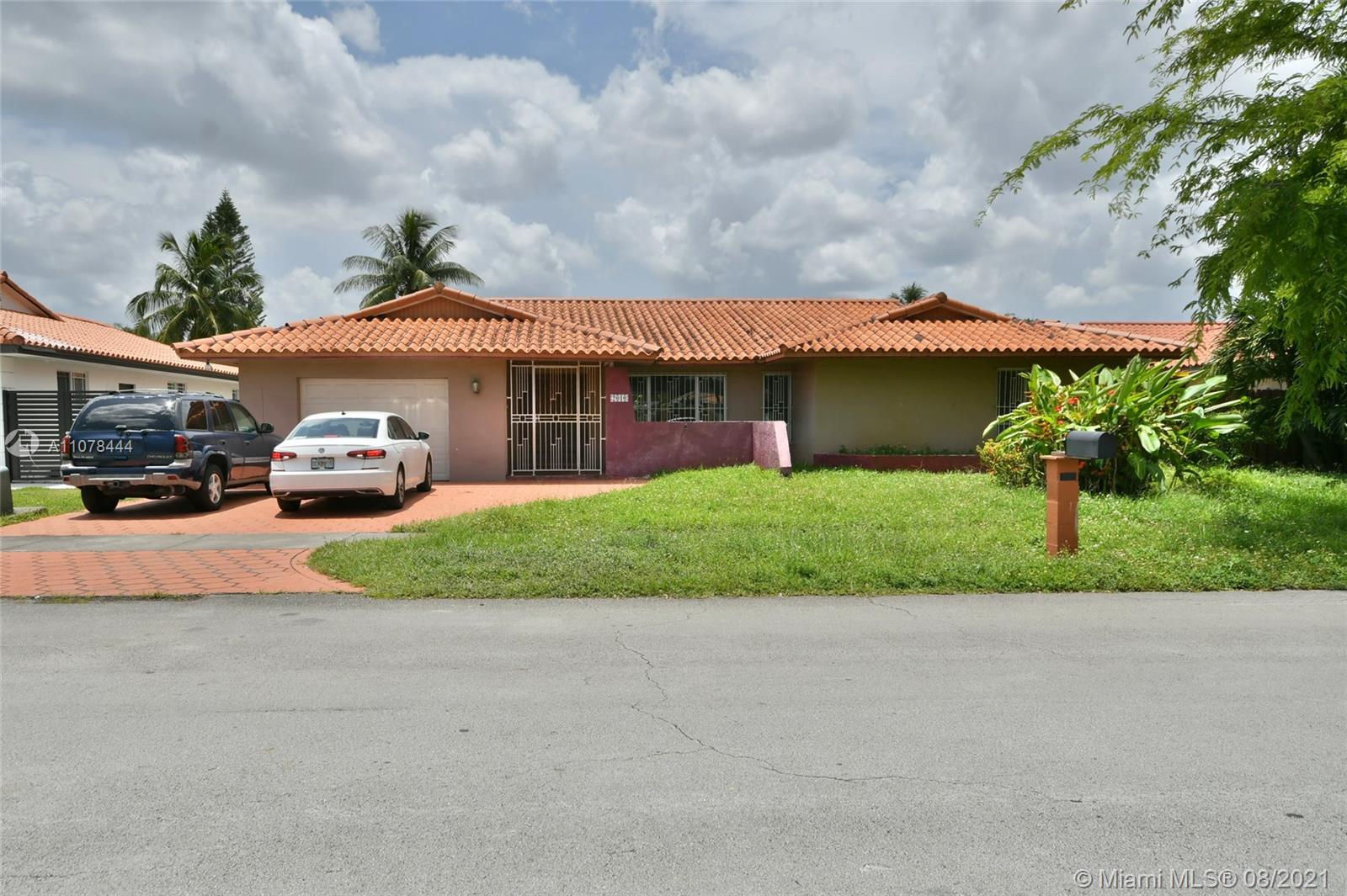 LOYOLA ESTATES - Residential